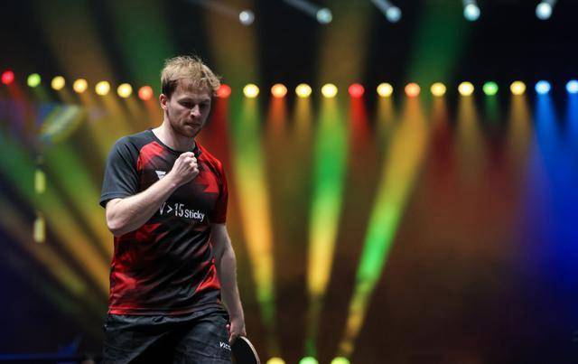 足球赛场持 足球赛场持