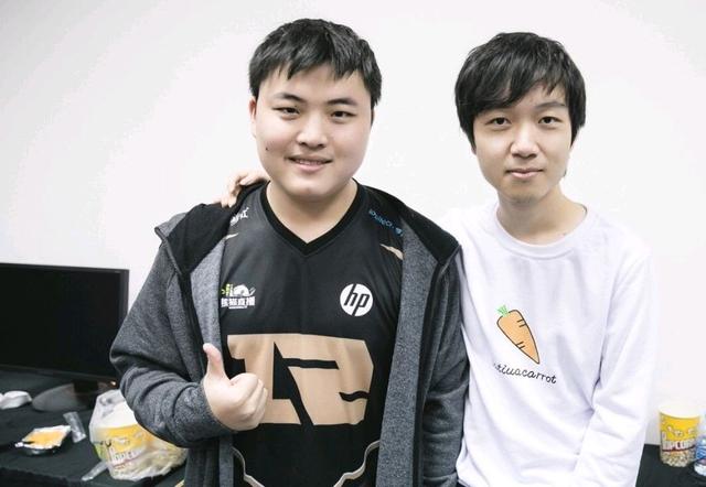 倾向于1 倾向于1